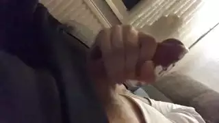 محامية تمارس الجنس مع شاعر بقضيب ضخم في فيلم إباحي قانوني