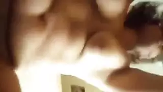 سكس ينيك كسها وبالغلط يدمر طيزها