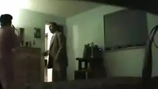 ربات البيوت الشهوانيات: جماع مزدوج ثم لعق مثلية