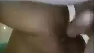 جماع وحشي في الخارج: فرج هاوي مفتوح على مصراعيه