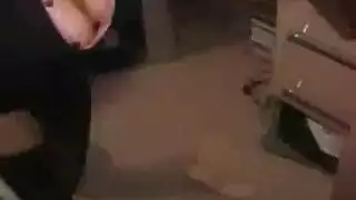 مثير سمراء الهواة يحصل لها أول تجربة الشرج