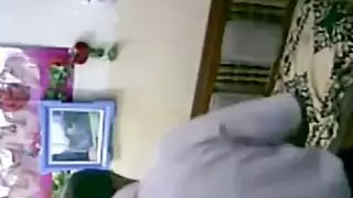 شاب عربي يضرب فرج جارته المطلقة الضيق بقوة